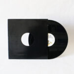 2 The Bone - All I Want (Vinyl Second Hand) UK Garage House Music Clockit Records – KLOCK001